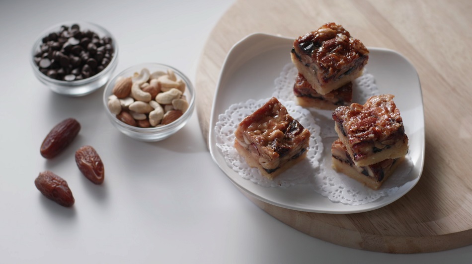 Biskut Kurma Berkacang