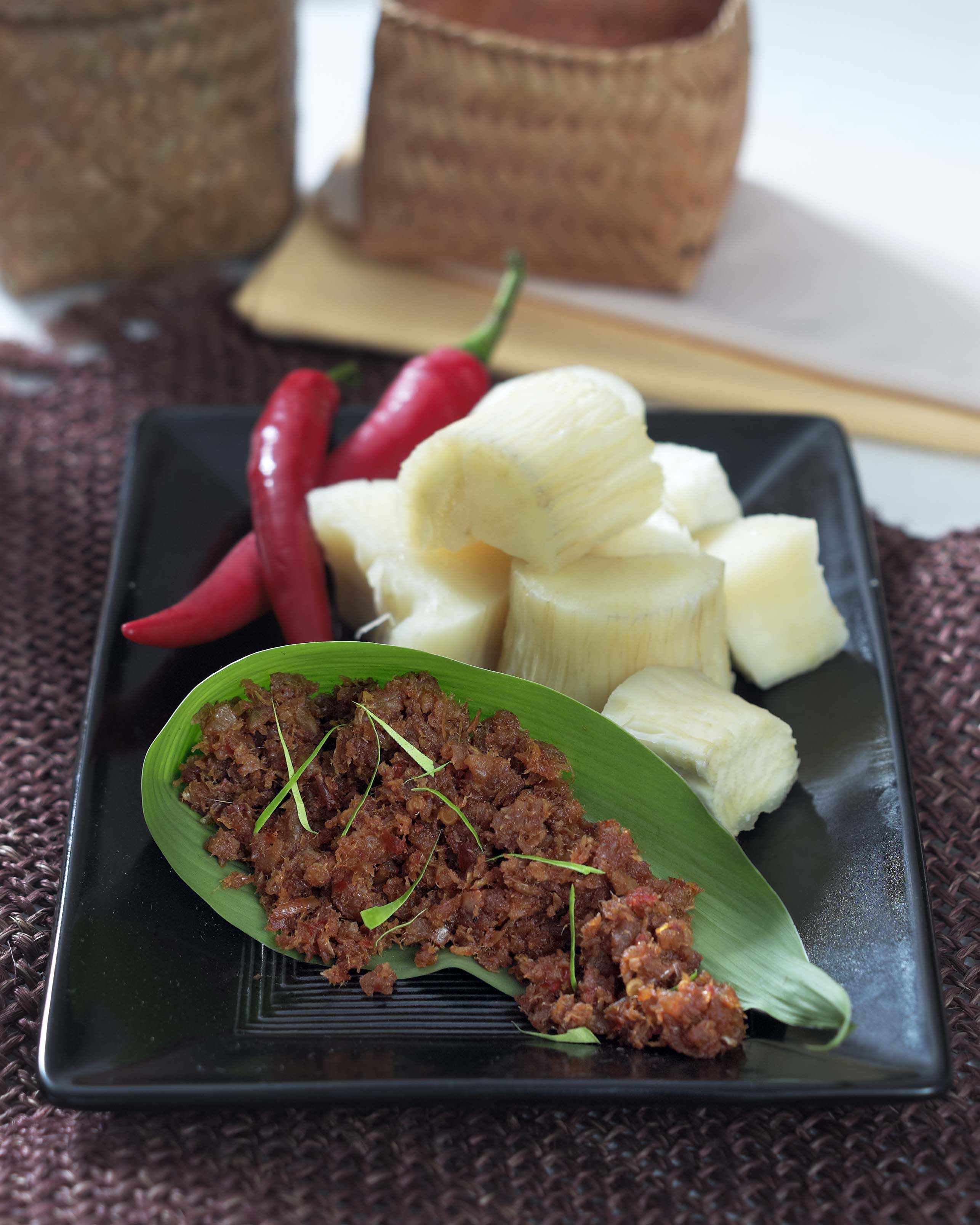 Sambal Udang dengan Ubi Kayu