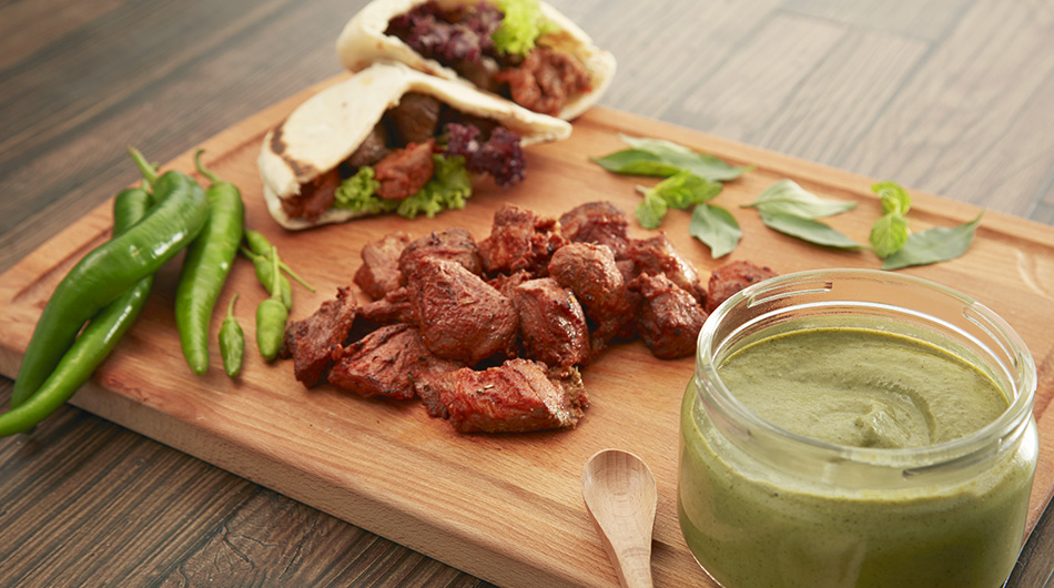 Kambing Panggang dengan Sos Herba Berkrim